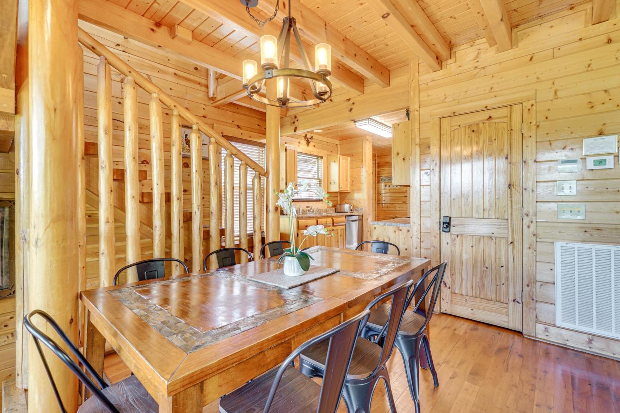 Mountain Dreams Cabin Hot Tub, Sauna And Views! Sevierville Exterior foto