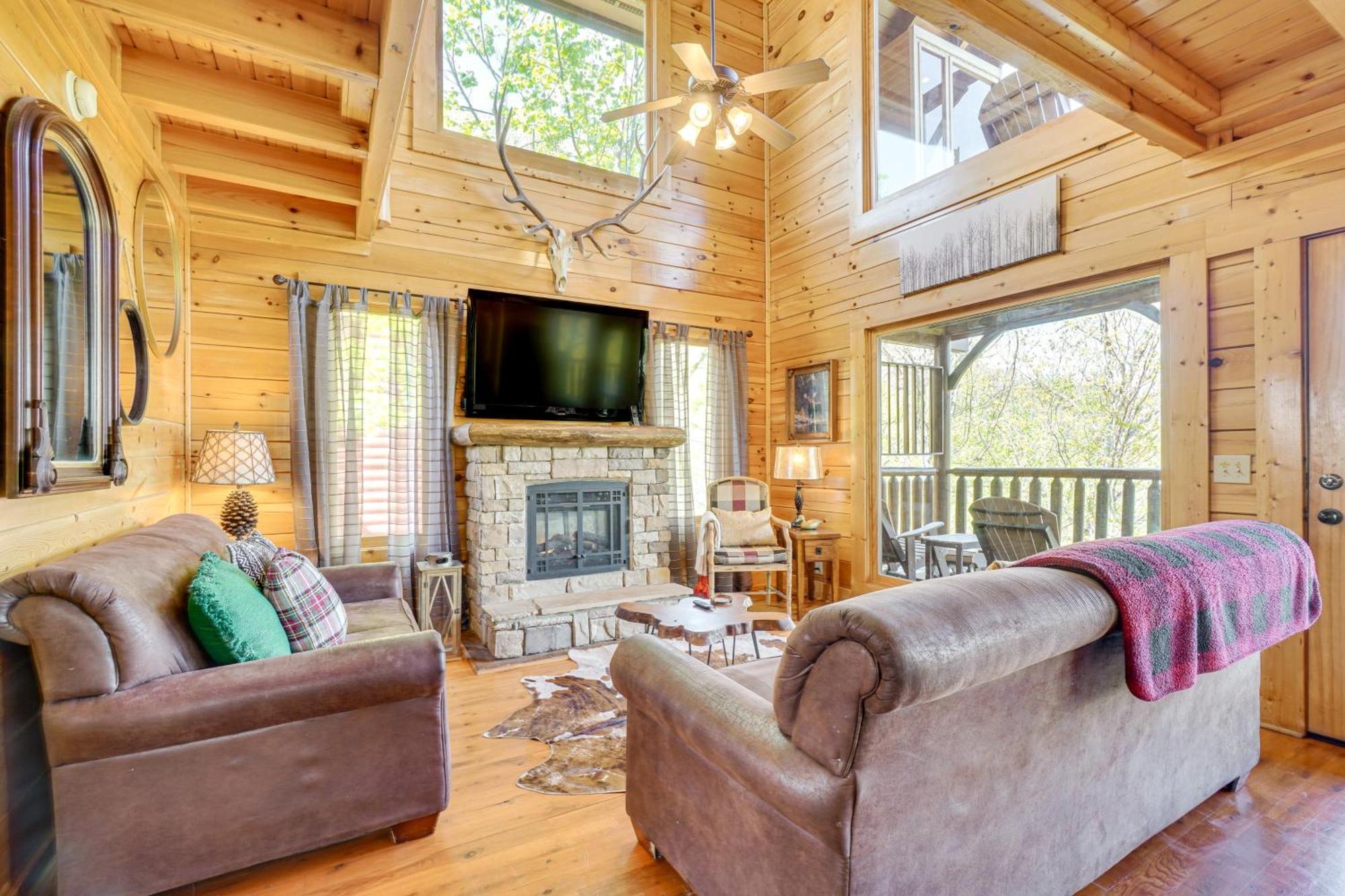 Mountain Dreams Cabin Hot Tub, Sauna And Views! Sevierville Exterior foto