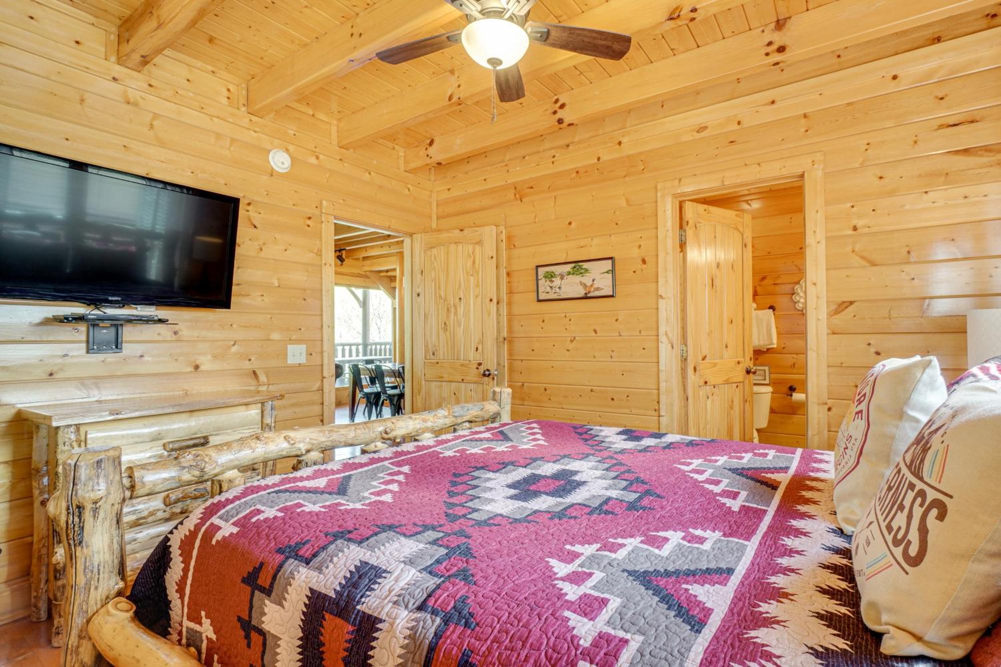 Mountain Dreams Cabin Hot Tub, Sauna And Views! Sevierville Exterior foto
